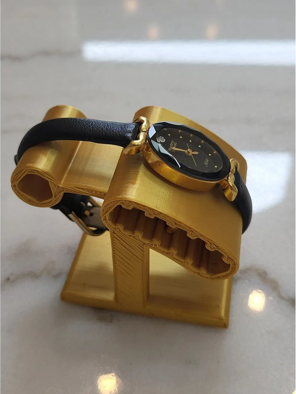 Armitron Now Womens Watch Diamond 75/3248 18mm Gold Tone Case Black Dial EUC
